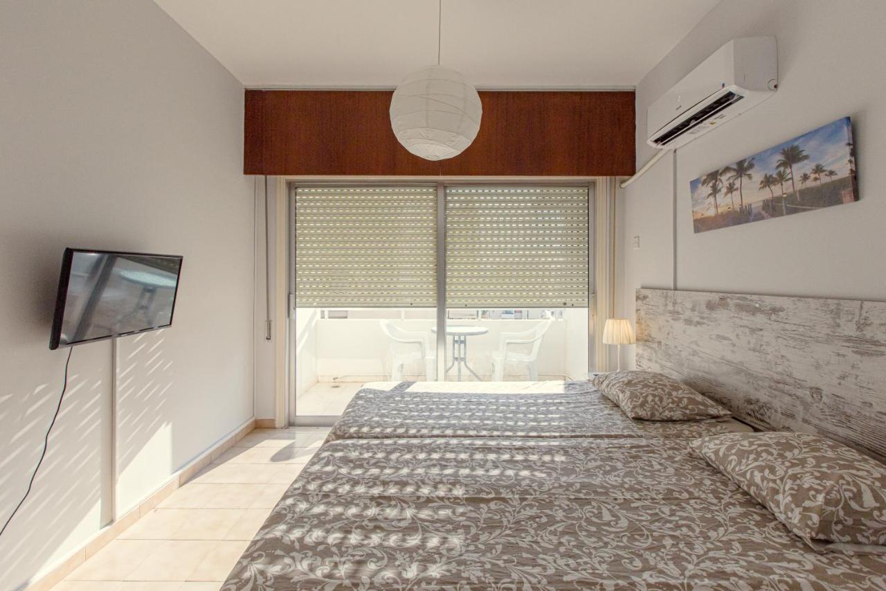 Furnished Seafront Studio لارنكا المظهر الخارجي الصورة