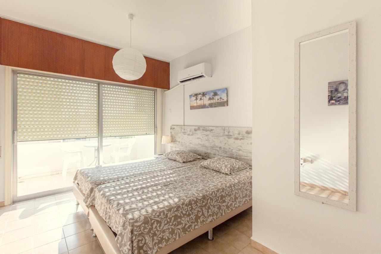 Furnished Seafront Studio لارنكا المظهر الخارجي الصورة
